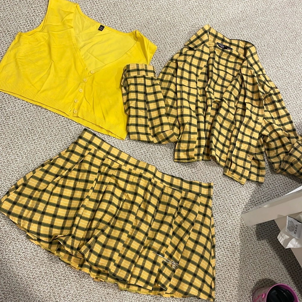 Halloween costume. Cher from Clueless !
